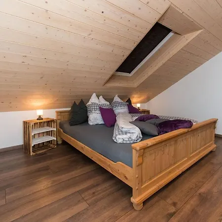 شقة Gemuetliches Apartment-Seenaehe-Balkon-Parkplatz-Wallbox-Fahrradparkplatz