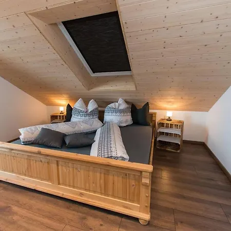 Gemuetliches Apartment-Seenaehe-Balkon-Parkplatz-Wallbox-Fahrradparkplatz *