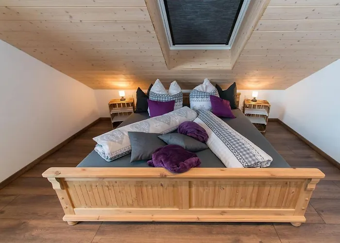 Gemuetliches Apartment-seenaehe-balkon-parkplatz-wallbox-fahrradparkplatz شقة