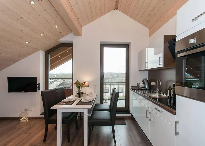 شقة Gemuetliches Apartment-seenaehe-balkon-parkplatz-wallbox-fahrradparkplatz *